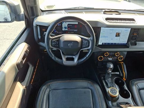 Used 2022 Ford Bronco Badlands AWD/4WD image 13