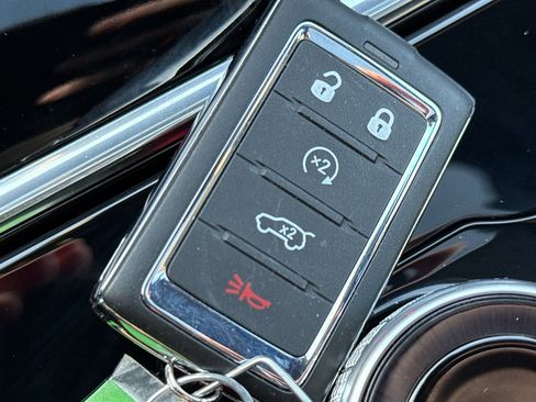 New 2025 Jeep Grand Cherokee L Altitude AWD/4WD image 38