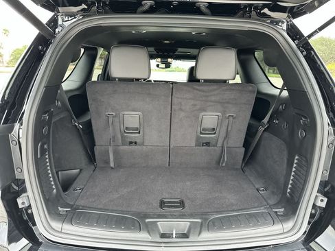 Certified 2024 Dodge Durango R/T RWD image 30