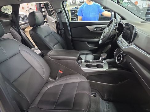 Used 2024 Chevrolet Blazer LT w/ LPO, Floor Liner Package FWD image 10