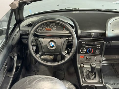 Used 1996 BMW Z3 1.9 RWD image 9