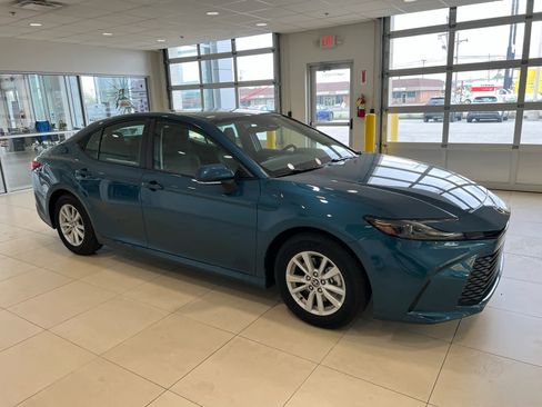 New 2026 Toyota Camry LE w/ Convenience Package image 1