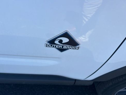 Used 2022 Ford Bronco Sport Outer Banks w/ Tech Package image 21