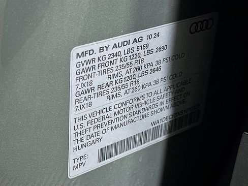 Used 2025 Audi Q3 2.0T Premium AWD/4WD image 12