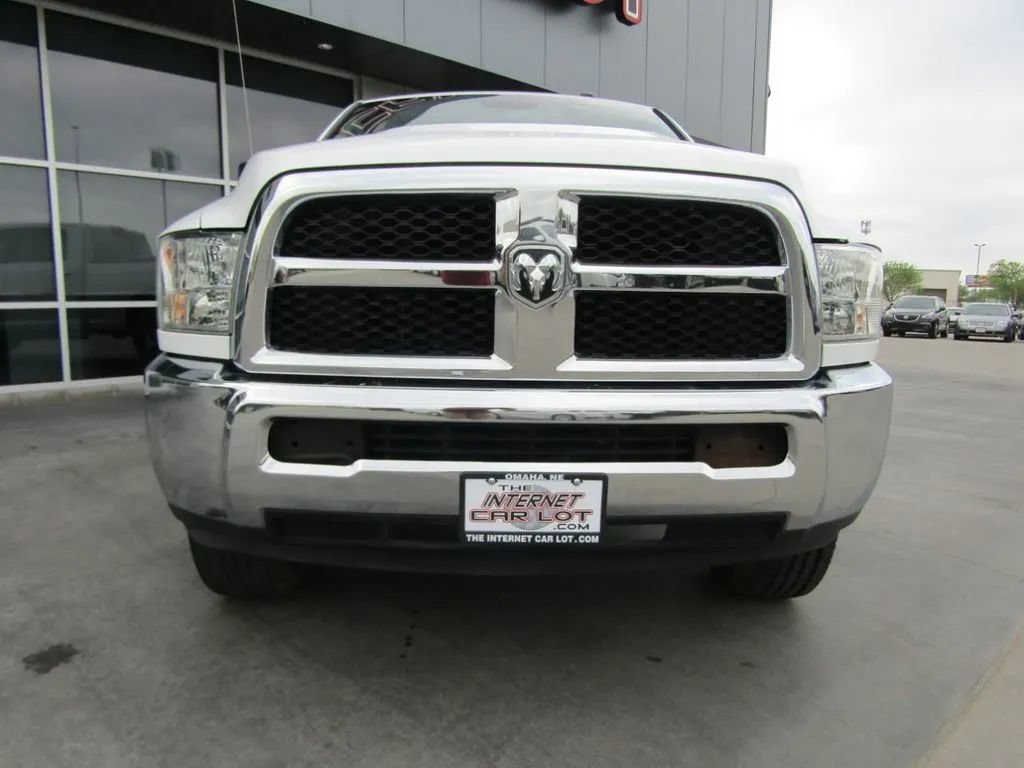 Used 2015 RAM 2500 SLT AWD/4WD image 2