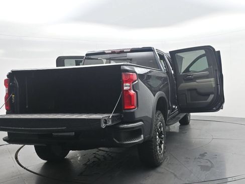 Used 2024 Chevrolet Silverado 1500 ZR2 w/ Technology Package AWD/4WD image 49