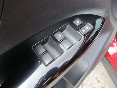 Used 2026 Mitsubishi Eclipse Cross LE AWD/4WD image 26
