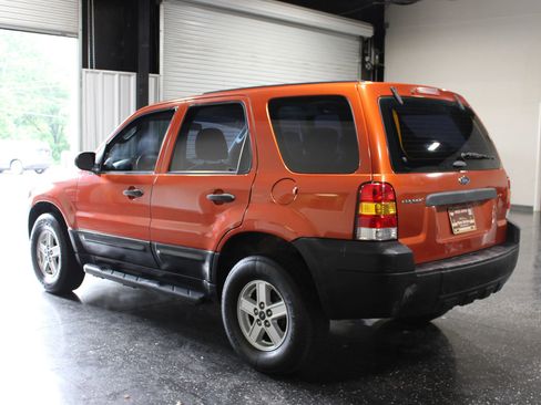 Used 2007 Ford Escape XLS FWD image 5