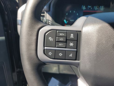 Used 2025 Ford F150 XLT w/ Equipment Group 302A MID image 26