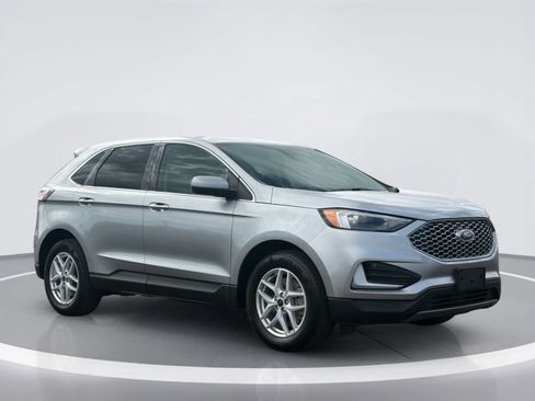 Used 2024 Ford Edge SEL AWD/4WD image 9
