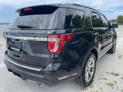 Used 2019 Ford Explorer Limited w/ Class III Trailer Tow Package FWD image 6