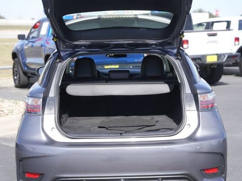 Used 2015 Lexus CT 200h w/ Seat Comfort Package image 32