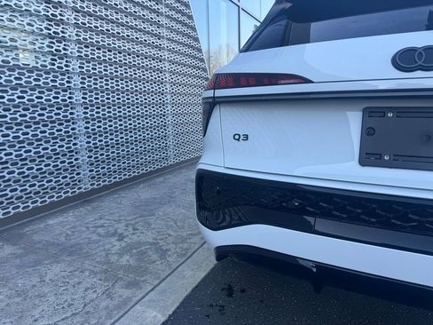 New 2026 Audi Q3 quattro 2.0T image 26