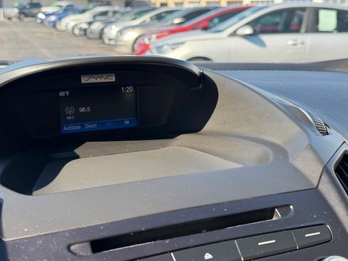 Used 2017 Ford Escape SE FWD image 32