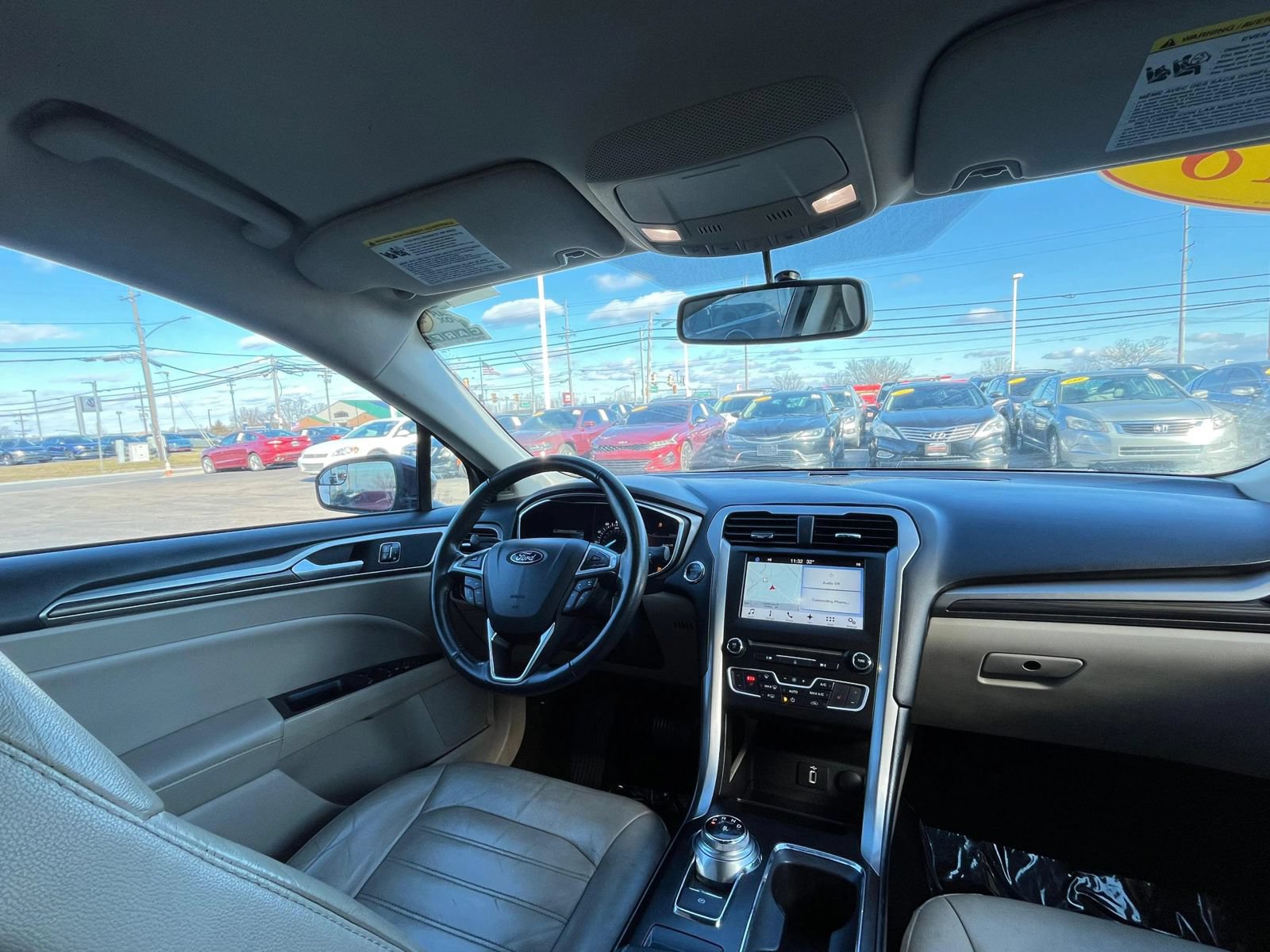 Used 2018 Ford Fusion SE w/ Fusion SE Technology Package FWD image 36