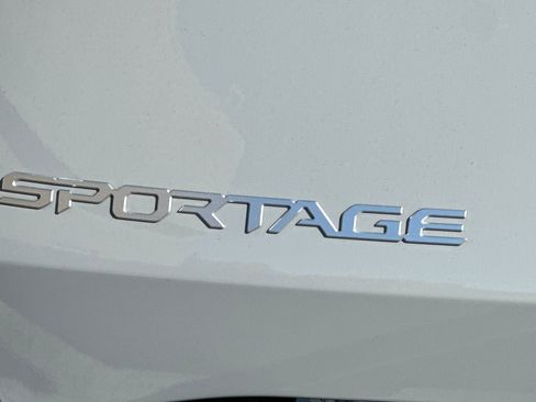 Certified 2023 Kia Sportage SX image 24