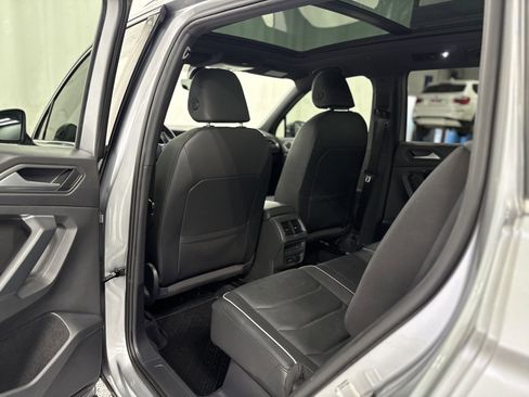 Used 2020 Volkswagen Tiguan SEL Premium R-Line image 25