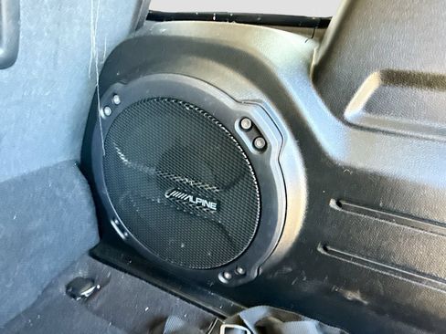 Used 2023 Jeep Wrangler Unlimited w/ Cold Weather Group AWD/4WD image 30