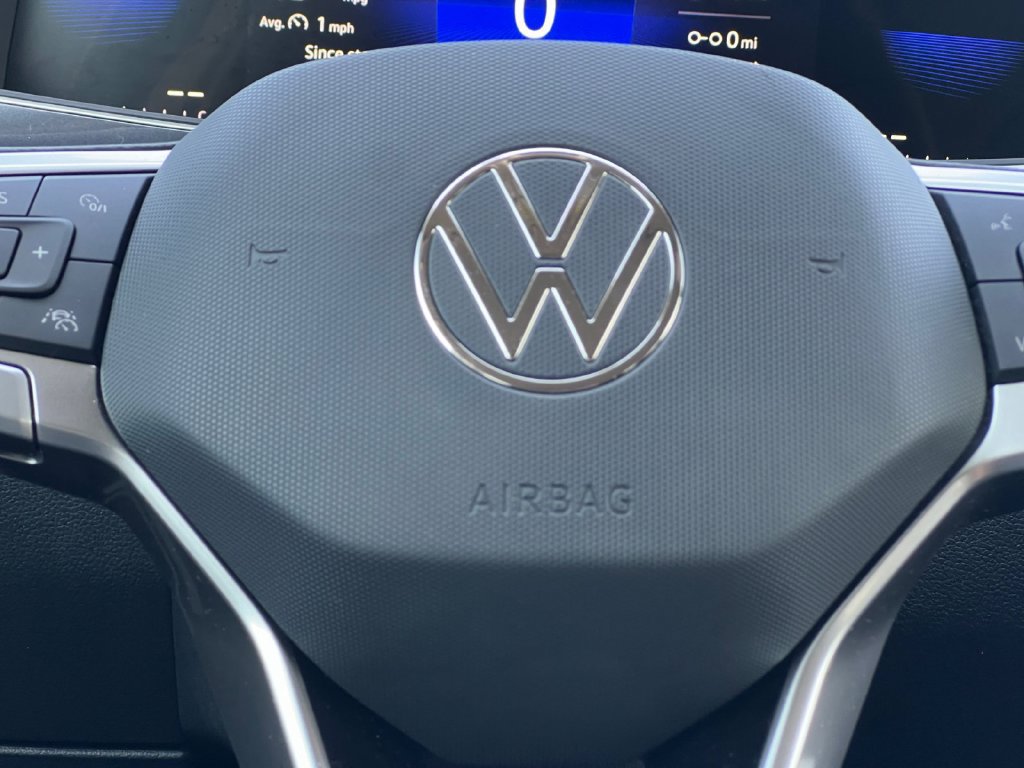 Used 2023 Volkswagen Tiguan SE FWD image 5