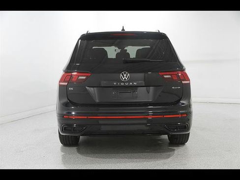 Certified 2024 Volkswagen Tiguan SE R-Line AWD/4WD image 20