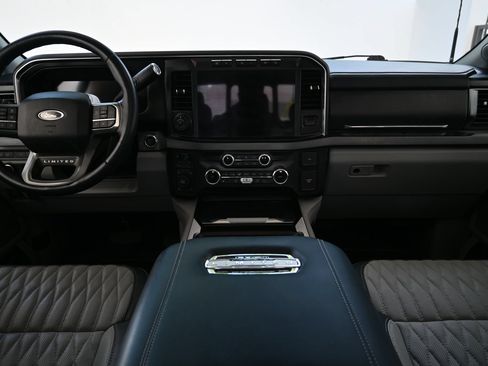 Used 2024 Ford F350 Limited w/ FX4 Off-Road Package AWD/4WD image 8