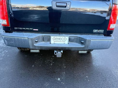 Used 2011 GMC Sierra 1500 W/T image 9