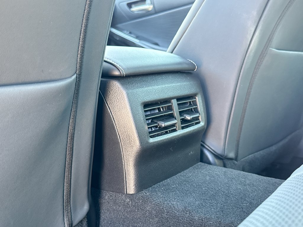 Used 2025 Lexus IS 500 RWD image 32