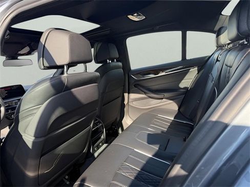 Used 2019 BMW 540i xDrive w/ Luxury Seating Package image 19
