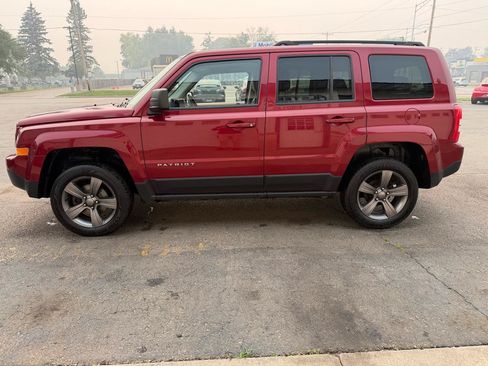 Used 2015 Jeep Patriot High Altitude AWD/4WD image 6