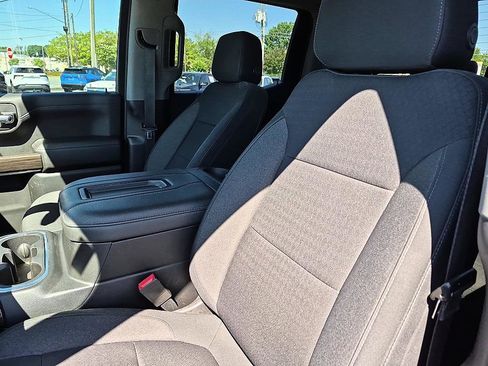 Used 2021 Chevrolet Silverado 1500 LT Trail Boss AWD/4WD image 15