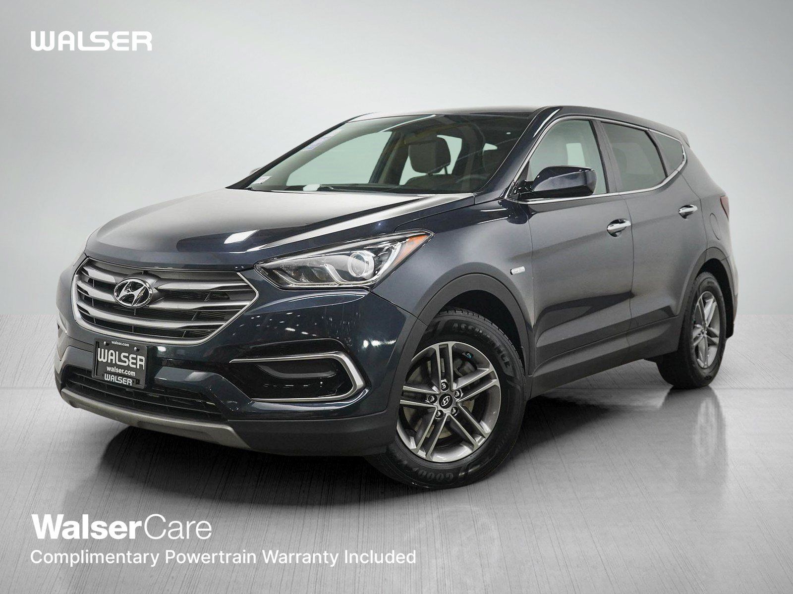Used 2017 Hyundai Santa Fe Sport FWD image 1