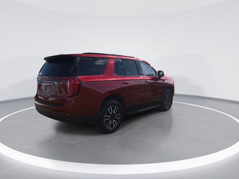 Used 2024 GMC Yukon AT4 w/ Technology Package image 8