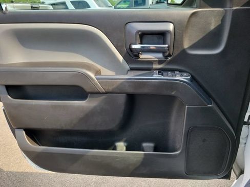 Used 2017 GMC Sierra 1500 2WD Regular Cab image 17