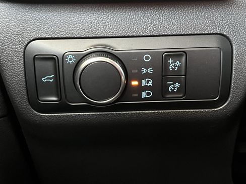 Used 2024 Ford Escape ST-Line w/ Tech Pack #1 AWD/4WD image 36