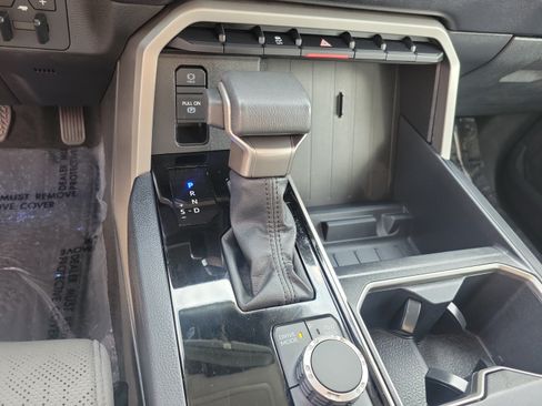Used 2024 Toyota Tundra SR5 w/ SR5 Premium Package RWD image 19