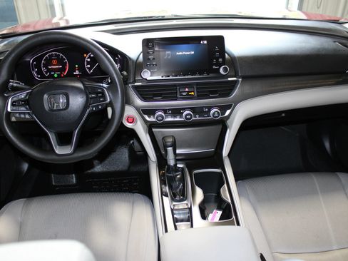 Used 2020 Honda Accord LX image 13