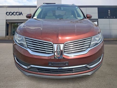 Used 2016 Lincoln MKX Reserve w/ Climate Package image 2