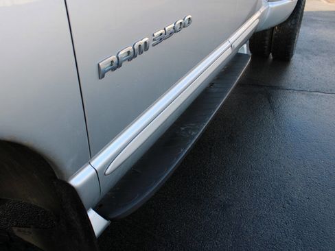 Used 2004 Dodge Ram 3500 Truck SLT w/ Sport Appearance Group image 10