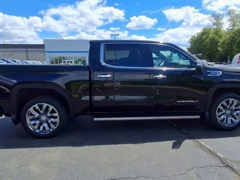 Certified 2024 GMC Sierra 1500 Denali w/ Denali Reserve Package AWD/4WD image 9