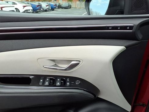 Used 2022 Hyundai Tucson Limited image 15