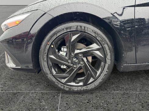 New 2026 Hyundai Elantra Sport FWD image 14
