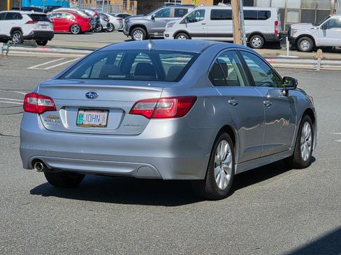 Used 2016 Subaru Legacy 2.5i Premium AWD/4WD image 7