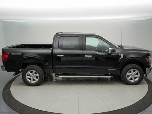 New 2025 Ford F150 XLT w/ Equipment Group 302A MID image 3