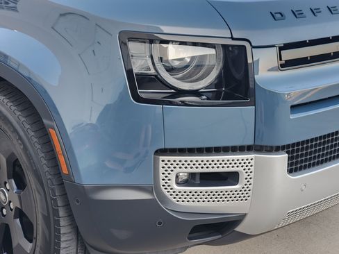 Certified 2023 Land Rover Defender 110 SE image 8