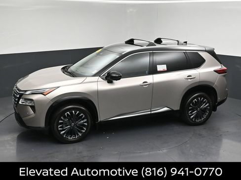 Certified 2026 Nissan Rogue Platinum w/ Platinum Premium Package AWD/4WD image 27