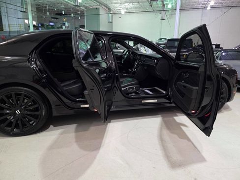 Used 2017 Bentley Mulsanne image 49