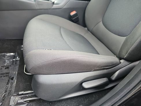 Used 2024 Toyota RAV4 LE image 33