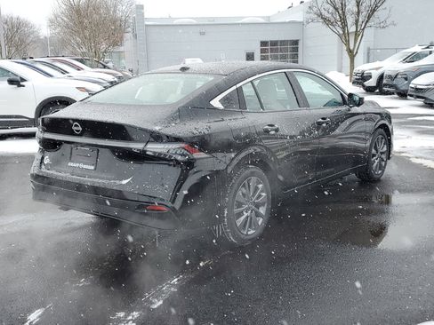New 2026 Nissan Sentra SL w/ Floor Mat Package image 3