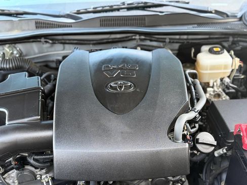 Used 2019 Toyota Tacoma TRD Off-Road image 81