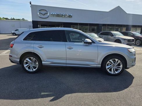 Used 2021 Audi Q7 2.0T Premium w/ Convenience Package AWD/4WD image 2